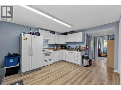 Basement suite kitchen at 593 Braemar Drive, Aberdeen, Kamloops