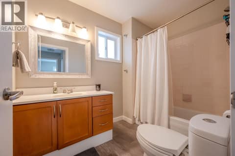 Photo 9 of 3004 South Main Street Unit# 114, Main South, Penticton