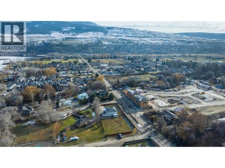 Photo 6 of 11506 Turtle Bay Court, Lake Country East / Oyama