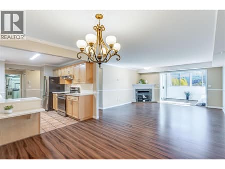 Massive Living area at 200 DOUGALL Road N Unit# 207, Rutland North, Kelowna