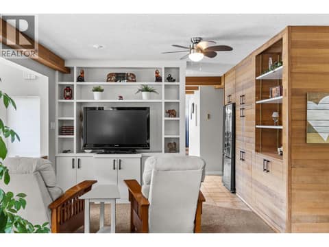 Photo 11 of 353 Clifton Road S, Glenmore, Kelowna