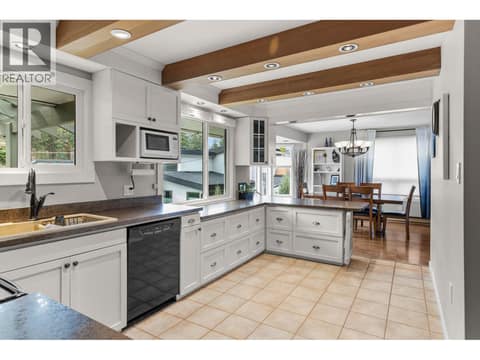 Photo 12 of 353 Clifton Road S, Glenmore, Kelowna