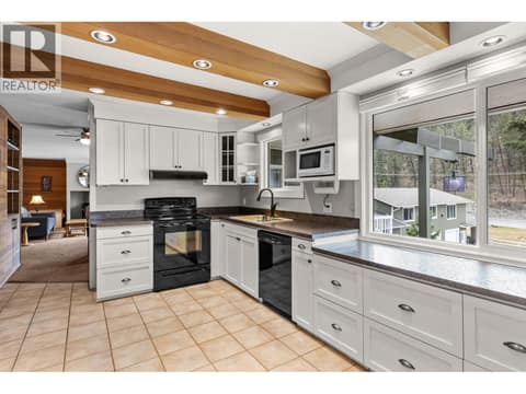 Photo 13 of 353 Clifton Road S, Glenmore, Kelowna