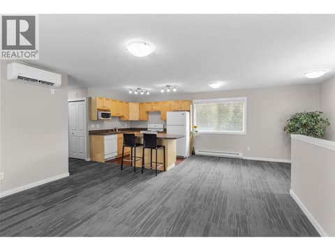 Photo 25 of 353 Clifton Road S, Glenmore, Kelowna