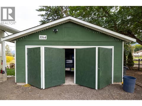 Very Trick. Insulated Bi-Fold Doors. at 3764 Creamery Road, Armstrong/ Spall.