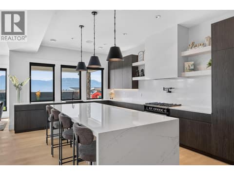 Photo 8 of 1531 Cabernet Way, Lakeview Heights, West Kelowna