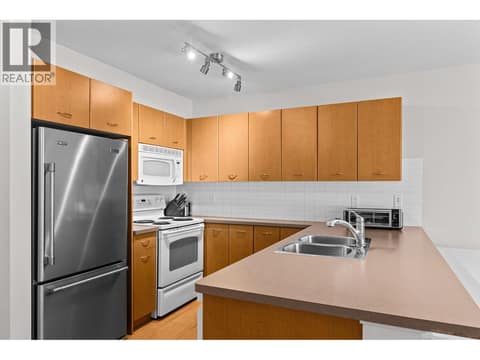 Photo 14 of 533 Yates Road Unit# 411, North Glenmore, Kelowna