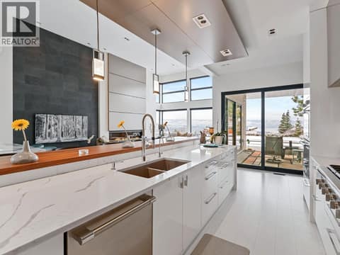 Photo 23 of 722 Highpointe Place, Glenmore, Kelowna