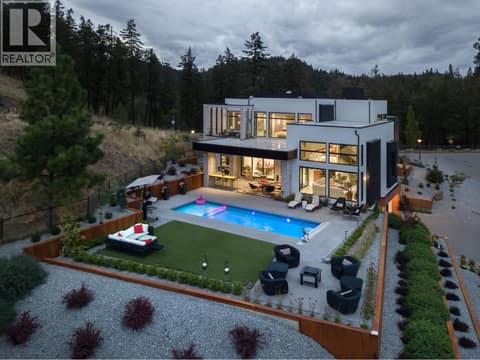 Photo 4 of 722 Highpointe Place, Glenmore, Kelowna