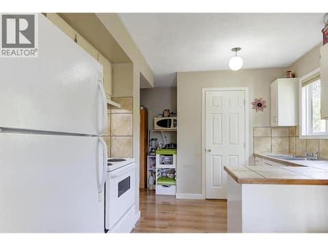 Right side at 1360 Elm Street, Glenmore, Kelowna