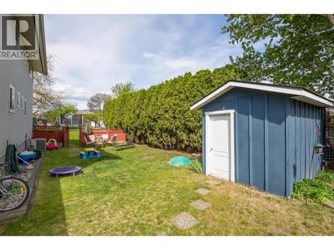 Right side garden shed at 1360 Elm Street, Glenmore, Kelowna