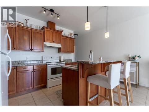 Photo 4 of 2523 Shannon View Drive Unit# 203, Shannon Lake, West Kelowna