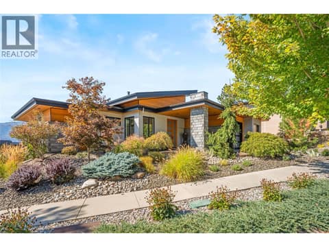 Beautifully landscaped yard at 1666 Lakestone Drive, Lake Country South West