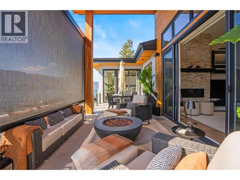 Electric Solar Shade on Sundeck at 1666 Lakestone Drive, Lake Country South West