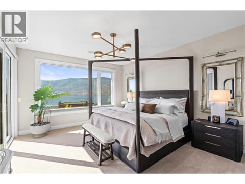Large Primary Suite with lake views at 1666 Lakestone Drive, Lake Country South West