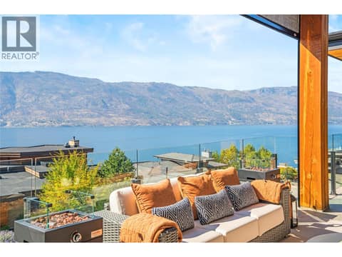 Panoramic Views at 1666 Lakestone Drive, Lake Country South West
