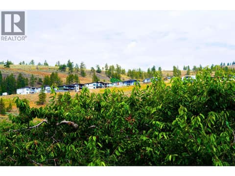 Photo 10 of 17547 Sanborn Street, Main Town, Summerland