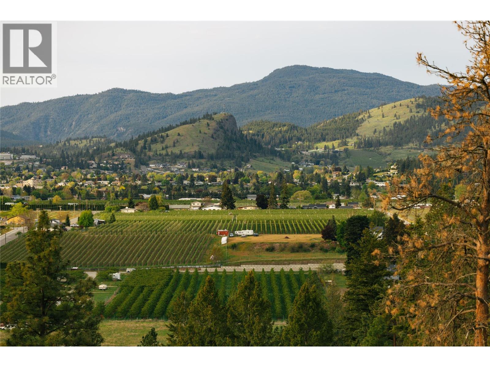 Photo 7 of 17547 Sanborn Street, Main Town, Summerland