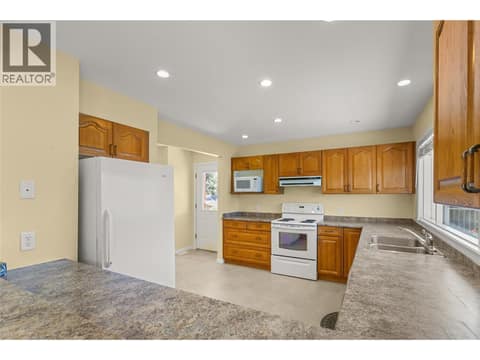Photo 12 of 16575 Toby Road, Lake Country North West