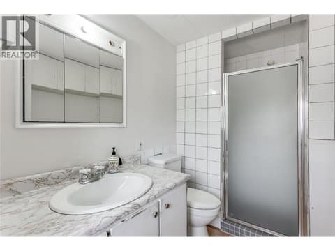 Full bathroom! at 1699 Ross Road Unit# 213, Lakeview Heights, West Kelowna