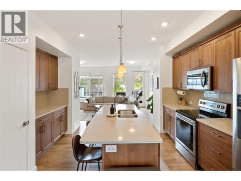 Photo 10 of 1115 Holden Road Unit# 118, Columbia/Duncan, Penticton