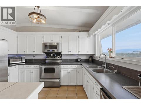 Photo 8 of 4389 KARINDALE Road, Westsyde, Kamloops