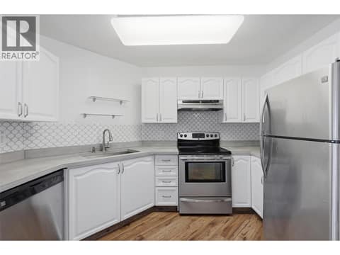 Concrete countertops at 629 Lansdowne Street Unit# 505, South Kamloops