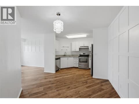 Durable laminate flooring throughout at 629 Lansdowne Street Unit# 505, South Kamloops