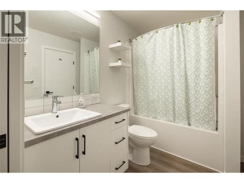 Photo 14 of 1215 St. Paul Street Unit# 403, Kelowna North