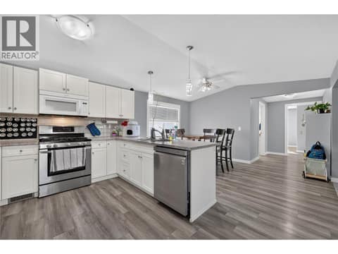 Photo 5 of 3381 Village Green Way Unit# 36, Westbank Centre, West Kelowna