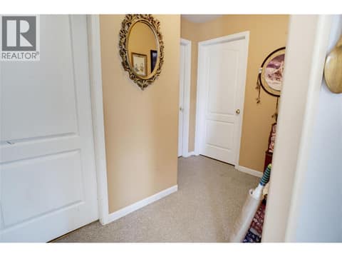 Photo 14 of 1302 CORNWALL Street, North Kamloops