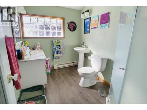 Photo 17 of 1302 CORNWALL Street, North Kamloops