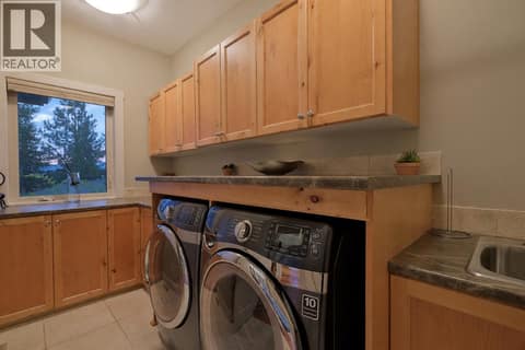Photo 44 of 3420 Camelback Drive, Ellison, Kelowna