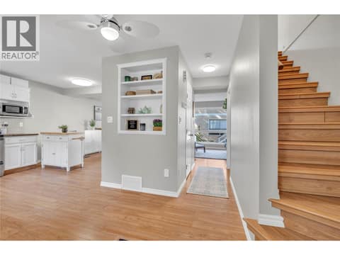 Photo 3 of 1458 Penticton Avenue Unit# 142, Columbia/Duncan, Penticton