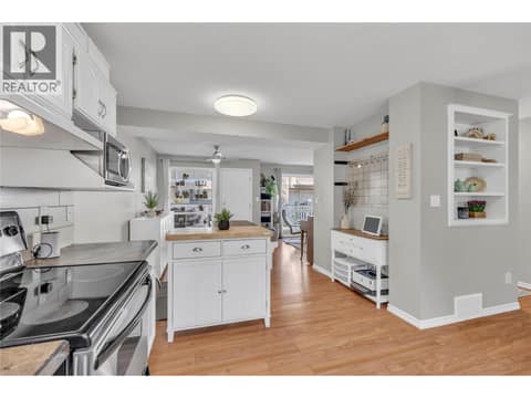 Photo 6 of 1458 Penticton Avenue Unit# 142, Columbia/Duncan, Penticton