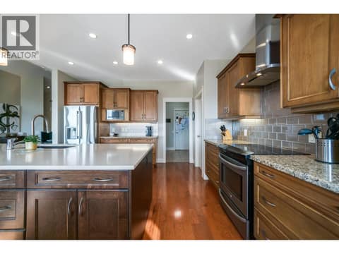 Photo 16 of 708 Traditions Crescent, Glenmore, Kelowna