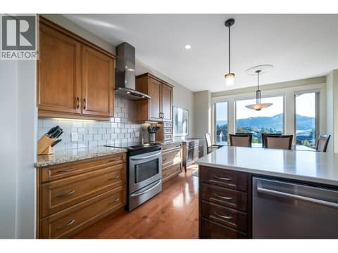 Photo 18 of 708 Traditions Crescent, Glenmore, Kelowna