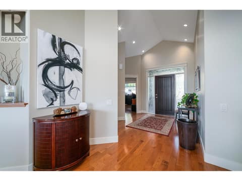 Photo 3 of 708 Traditions Crescent, Glenmore, Kelowna