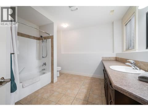 Photo 55 of 708 Traditions Crescent, Glenmore, Kelowna