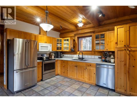 Photo 7 of 2943 PIVA Road, Pinantan, Kamloops