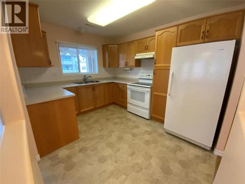 Photo 4 of 2265 Atkinson Street Unit# 607, Main North, Penticton