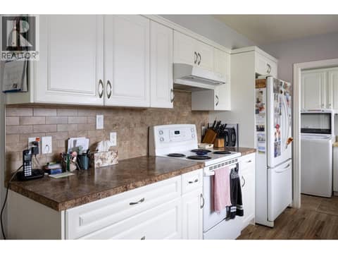 Photo 11 of 537 Robin Road, South BX, Vernon