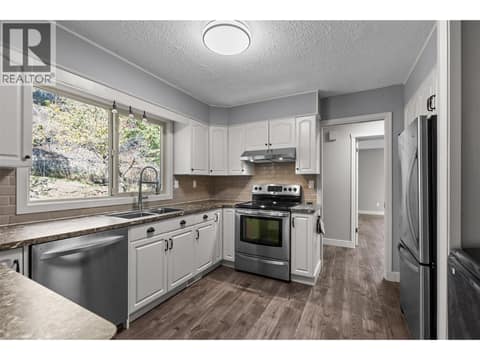 Photo 5 of 534 Glenmeadows Road, Glenmore, Kelowna