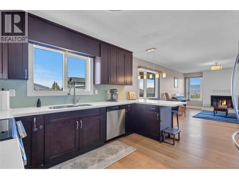 Photo 10 of 2245 Thacker Drive, Lakeview Heights, West Kelowna