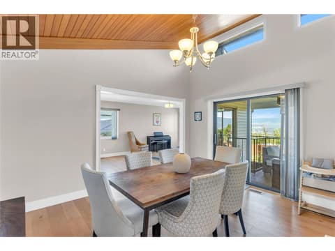 Photo 8 of 2245 Thacker Drive, Lakeview Heights, West Kelowna