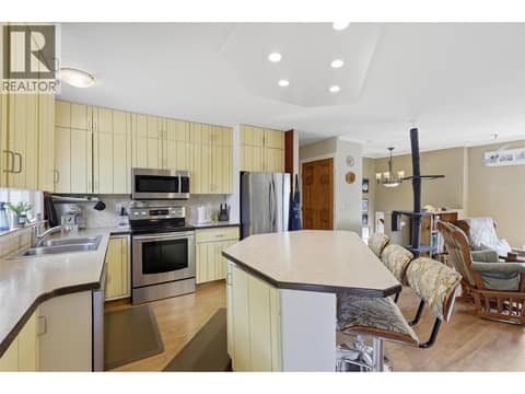 Photo 7 of 4809 Bolean Drive, Rayleigh, Kamloops