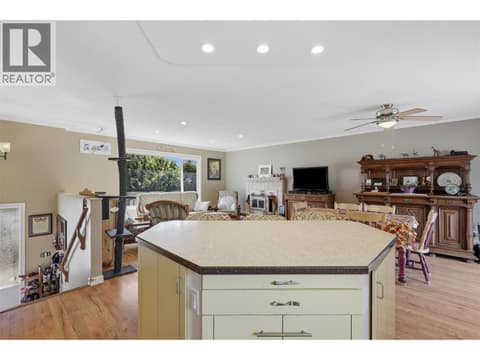 Photo 8 of 4809 Bolean Drive, Rayleigh, Kamloops
