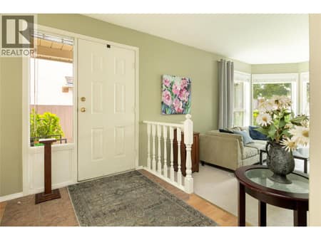 Photo 2 of 1888 Porthill Drive, Glenmore, Kelowna