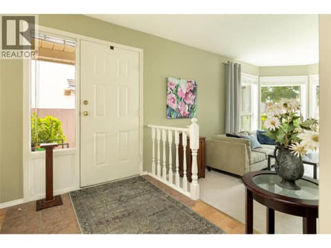 Photo 2 of 1888 Porthill Drive, Glenmore, Kelowna