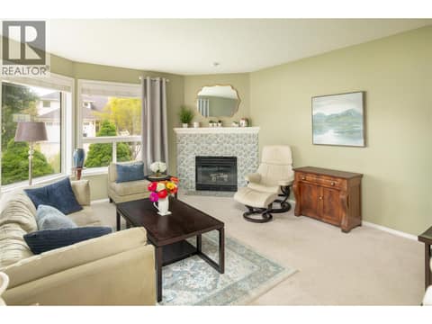 Photo 3 of 1888 Porthill Drive, Glenmore, Kelowna